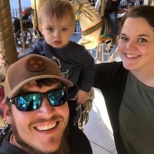 Meet your Posher, Alicia